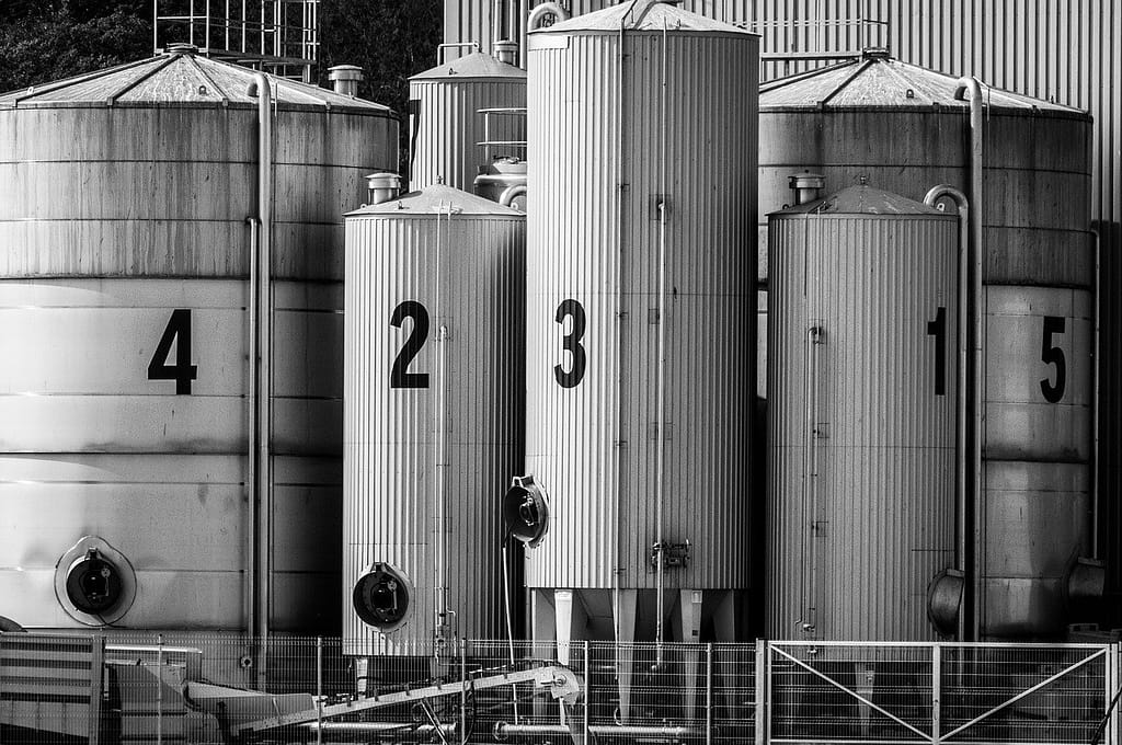 Black and white image of farming silos to represent in a metaphorical way how data can be stored in a similar fashion